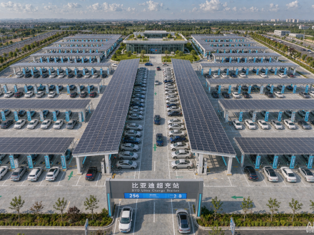 BYD Expands Ultra-Fast Charging Network to 10,000 Stations