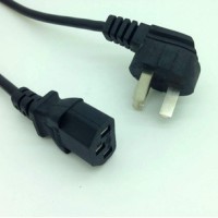 China Standard Straight 3-Pin Plug