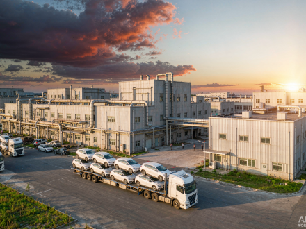 Detroits EV Slump: GM Down 62% and Ford Down 80% in Q3 as Rivian Posts Record